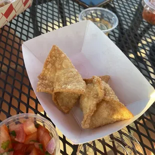 4 Piece Crab Rangoon