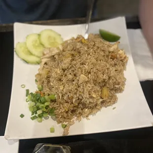 Pineapple friend rice with chicken