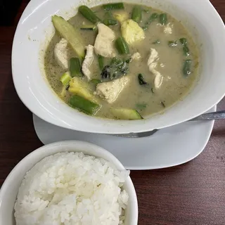 E4 GREEN CURRY