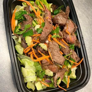 Tiger Smile Beef Salad