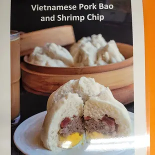 VIETNAMESE STYLE PORK BAO AND SHRIMP CHIPS