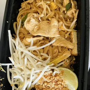 Chicken Pad Thai