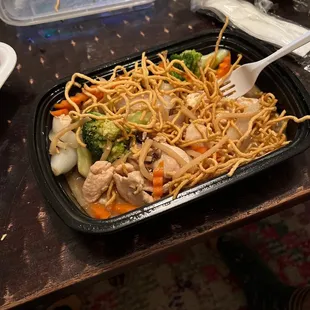 Chicken water and fried noodles.