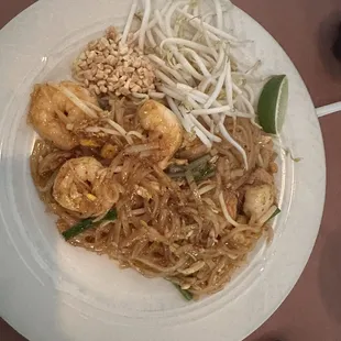Shrimp pad Thai...delicious!