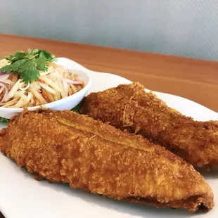 Thai Nakorn special Fried Fish w/ Mango sauce