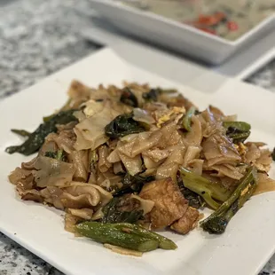 Pad Kee Mao