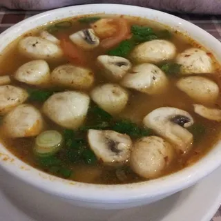 Tom Yum Kai