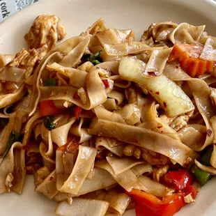 Pad Kee Mao ("drunken noodles") with chicken, delicious!