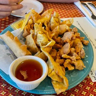 Thai Namtip Combo Platter