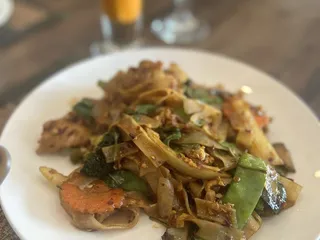 Tuptim Thai And Sushi Restaurant