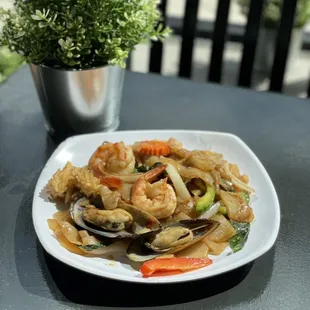 Drunken noodle with seafood. They had a great flavor and i enjoyed them.