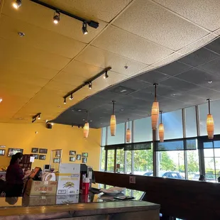 Hang out with family in a sunny day.