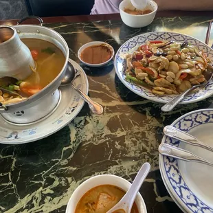 Tom Yum Seafood Soup (Po Tek) Kung Pao