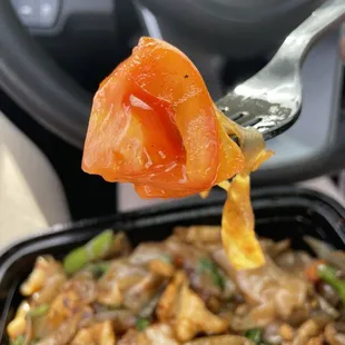 DRUNKEN NOODLES