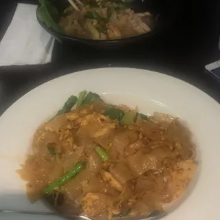 CHICKEN NOODLE SOUP