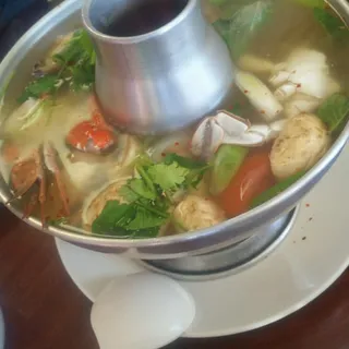 TOM YUM SEAFOOD