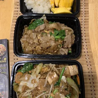 MANGO STICKY RICE SEASONAL