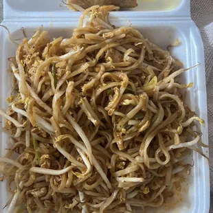 Lunch Pad Thai with extra sprouts ... AFTER I mixed it all up. MIND U THIS IS THE LUNCH PORTION ($10)