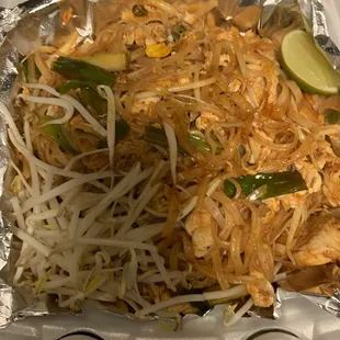 noodle soup, ramen, noodle dish, noodles, ramen and noodles, food