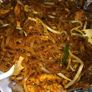 Pad Thai w/ Chicken - spicy 4 (1-4) &amp; extra bean sprouts mmm