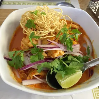 NS5. Woon Sen Tom Yum Soup