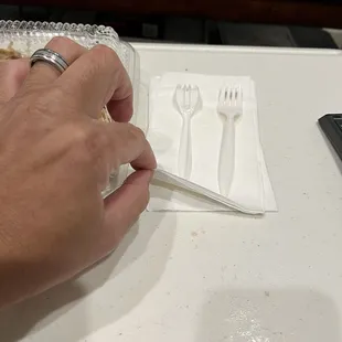 I had to beg for these  after he gave me one fork and one napkin ... I wanted to share with my family but didn&apos;t have enough utensils.