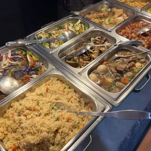 Buffet dishes