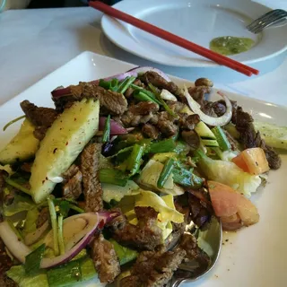 Grilled Beef Salad