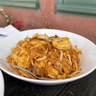 Combination Signature Pad Thai