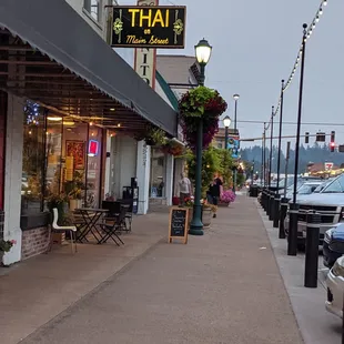 the entrance to a thai restaurant