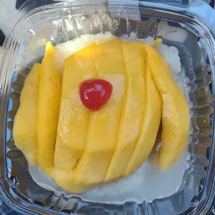 Mango sticky rice