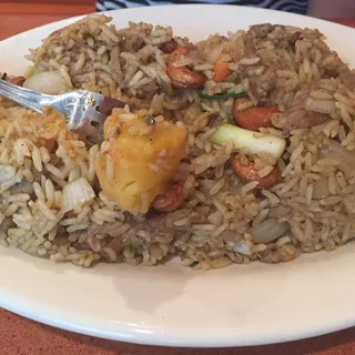 F4. Pineapple Fried Rice
