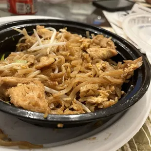 Chicken pad Thai