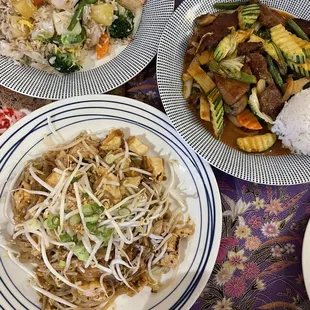 Pad Thai, Evil Jungle Princess, Pineapple fried rice.  Pineapple fried rice is AMAZING.