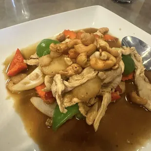 Cashew nut chicken