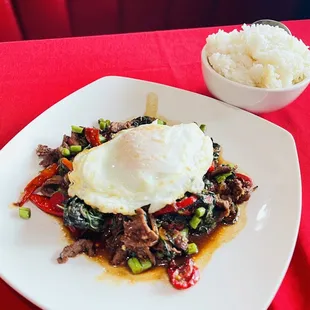 Pad ka paw beef