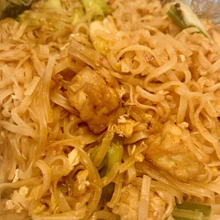 Pad Thai Tofu. Kind of dry, no peanuts