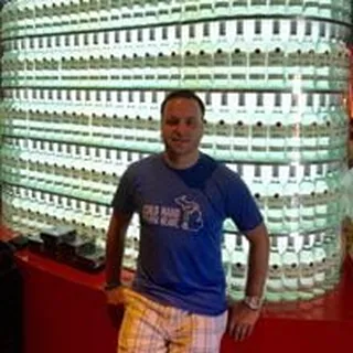 Dan W.