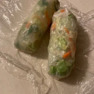 Salad rolls, no sauce