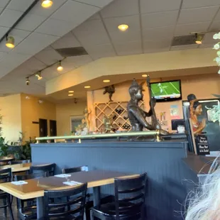 Great food but saw the waitress coughing over the table without covering her mouth