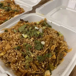 Beef pad Thai