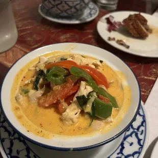 Red curry chicken bowl