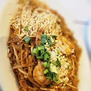 Pad thai noodle with Shrimp