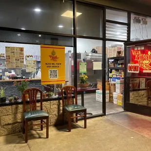 The store front, no dine in as reported on Yelp.