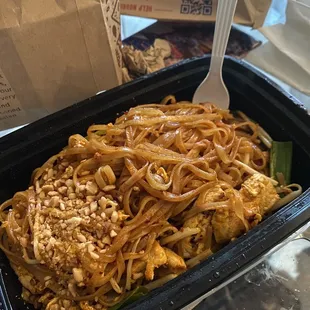Chicken pad Thai spicy!