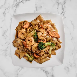 Pad Se Ew Shrimp