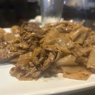 Pad Se Ew Noodles - Beef Fantastic