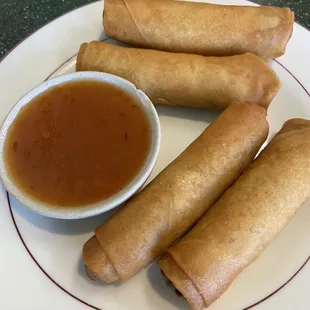 4 Pieces Egg Roll - Chicken-really good!