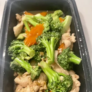 Broccoli in Oyster Sauce (Chicken)