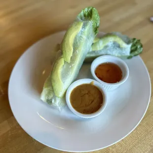 Avocado salad Roll